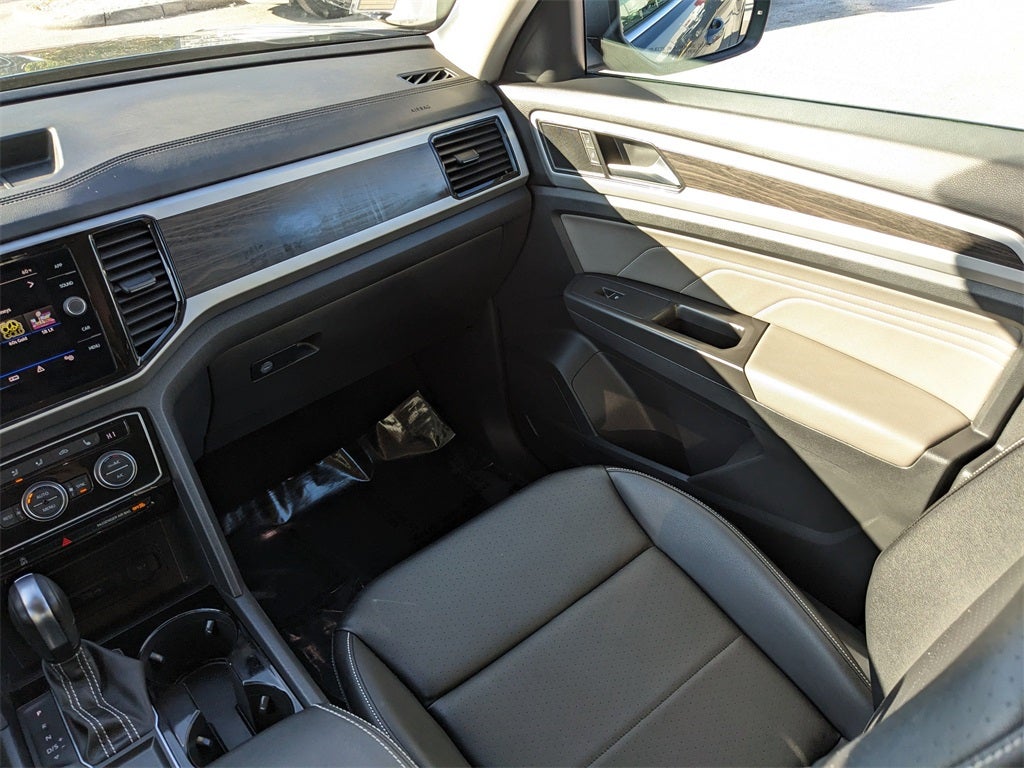 2023 Volkswagen Atlas 2.0T SE w/Technology