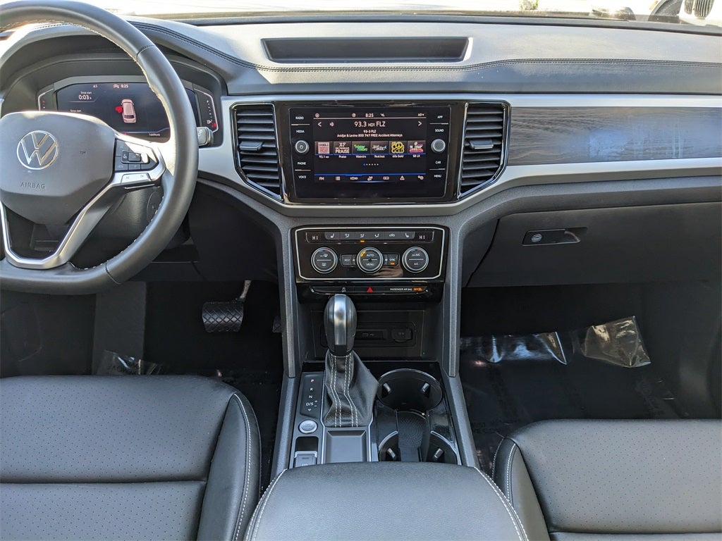 2023 Volkswagen Atlas 2.0T SE w/Technology