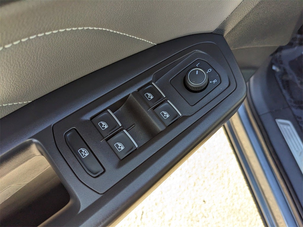 2023 Volkswagen Atlas 2.0T SE w/Technology