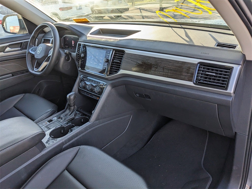 2023 Volkswagen Atlas 2.0T SE w/Technology