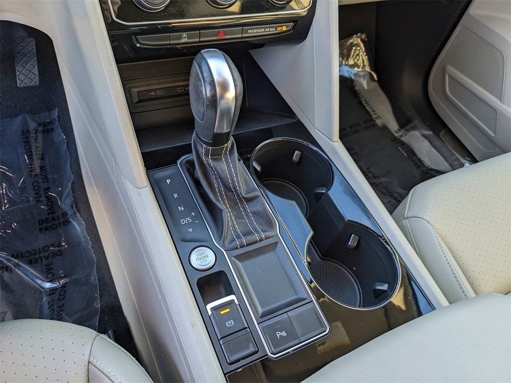 2022 Volkswagen Atlas 3.6L V6 SE w/Technology