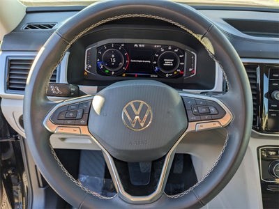 2022 Volkswagen Atlas 3.6L V6 SE w/Technology