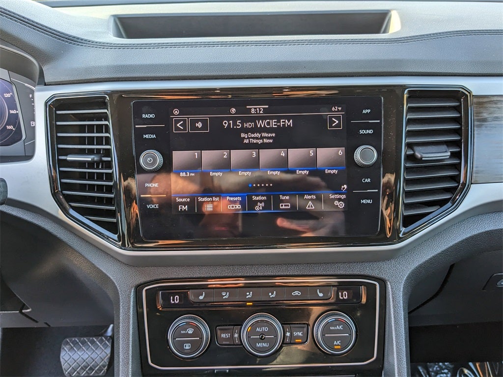 2022 Volkswagen Atlas 3.6L V6 SE w/Technology