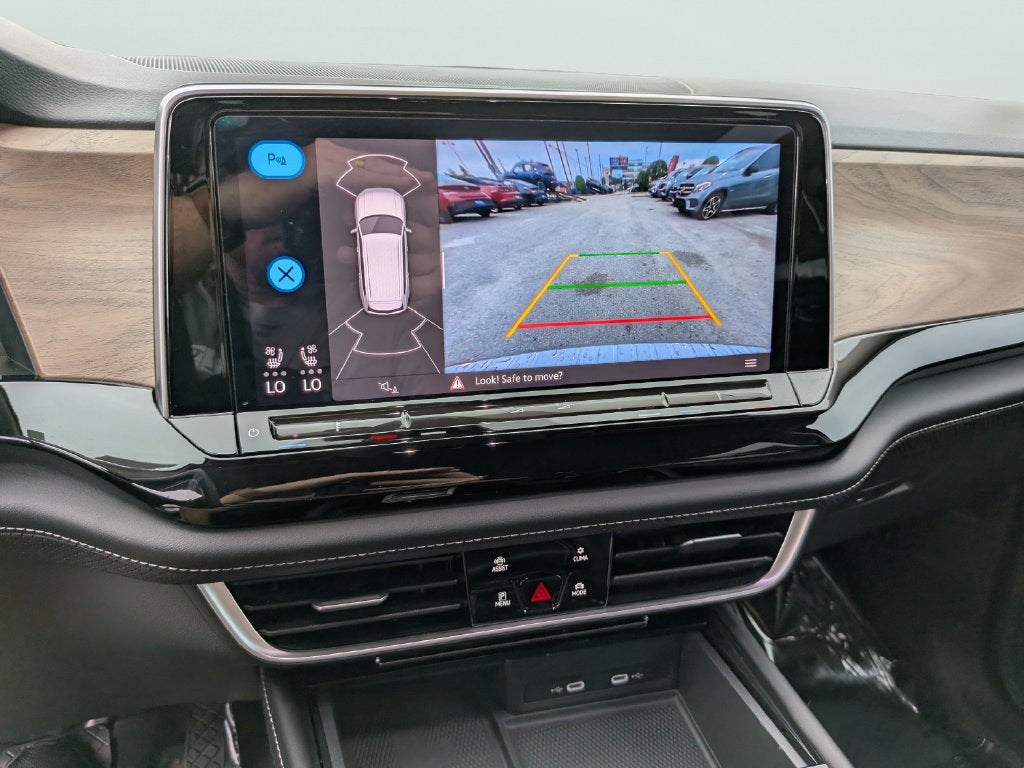 2024 Volkswagen Atlas 2.0T SE w/Technology