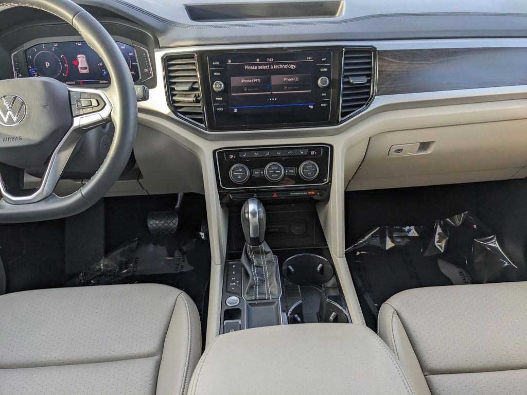 2023 Volkswagen Atlas 3.6L V6 SE w/Technology
