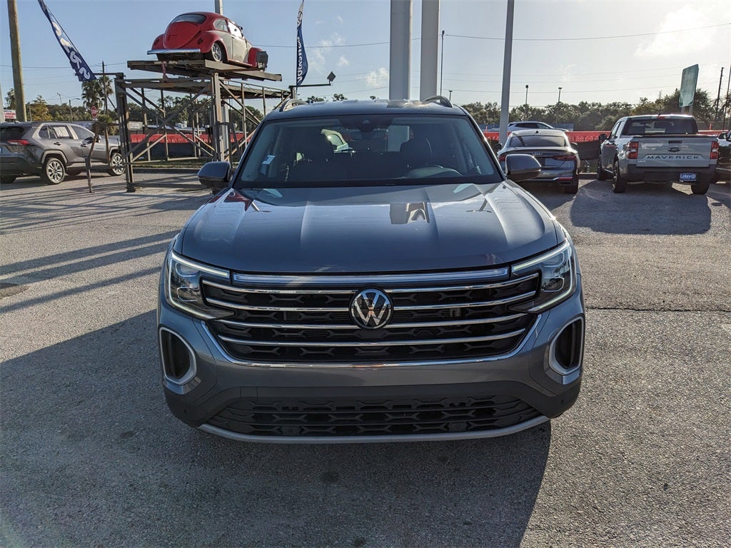 2025 Volkswagen Atlas 2.0T SE w/Technology