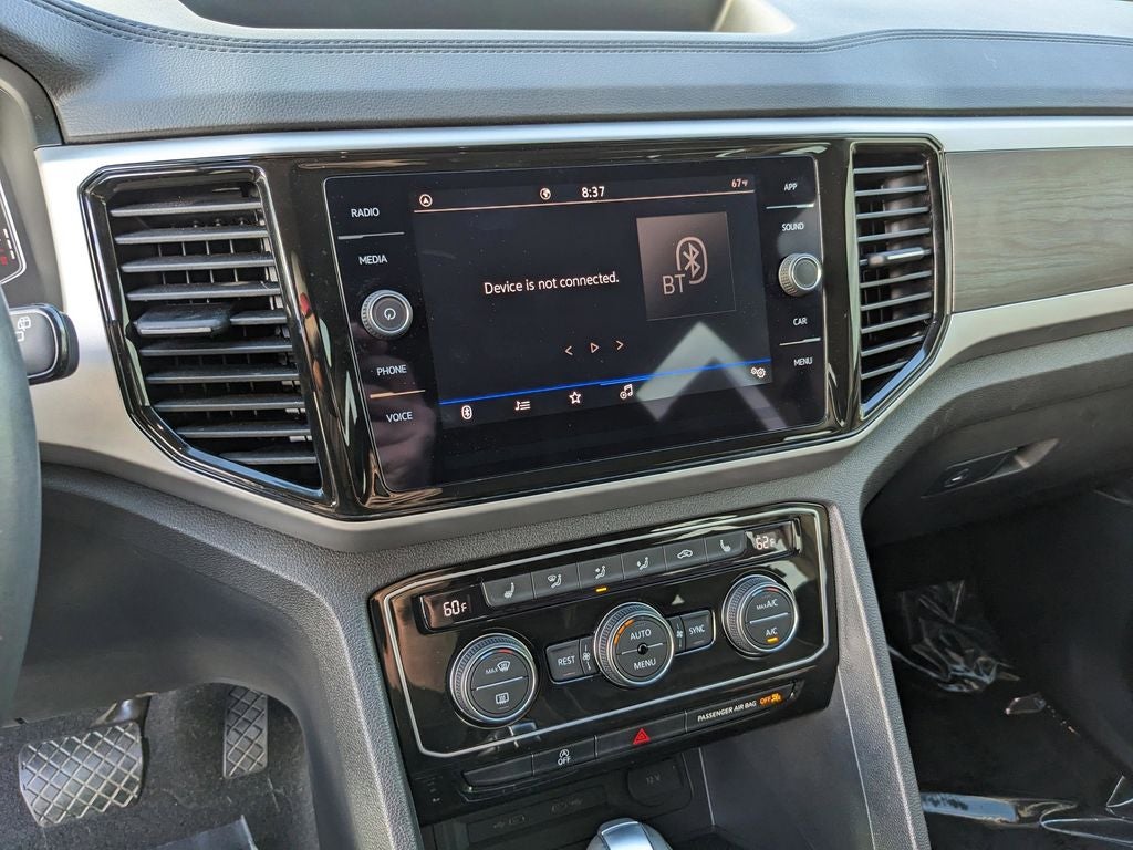 2023 Volkswagen Atlas 3.6L V6 SE w/Technology