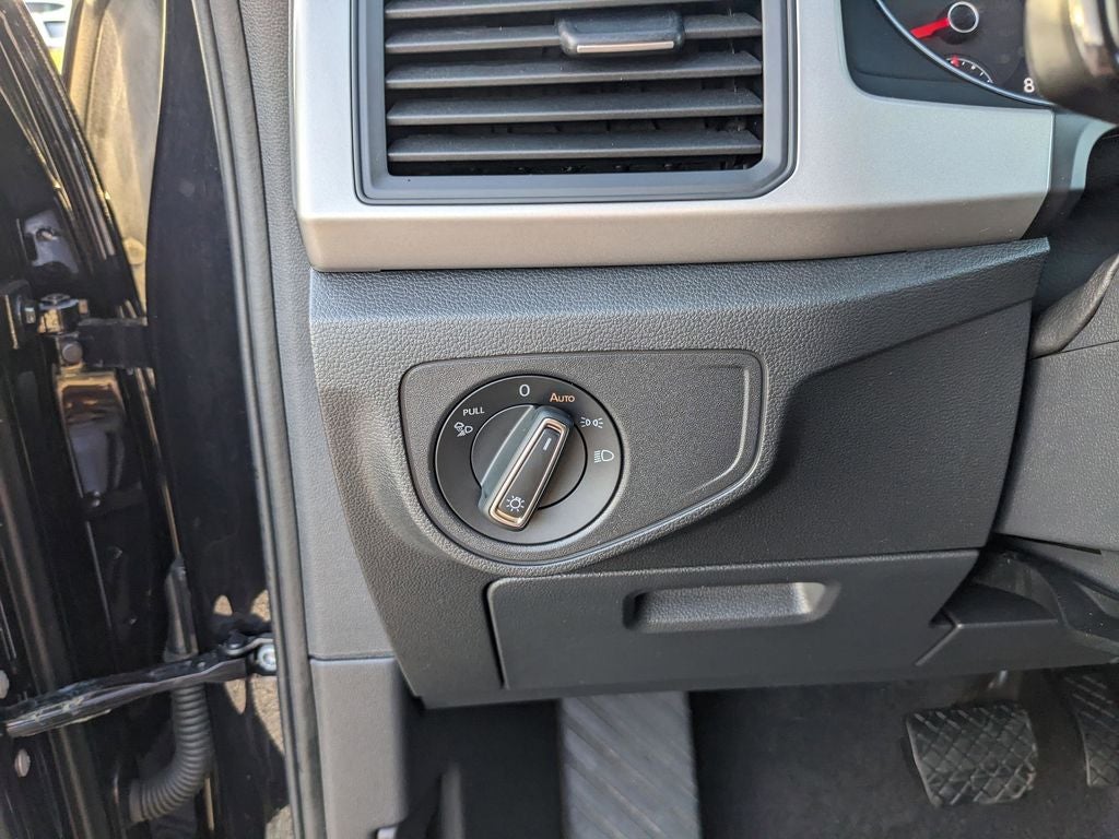 2020 Volkswagen Atlas Cross Sport 2.0T SE w/Technology