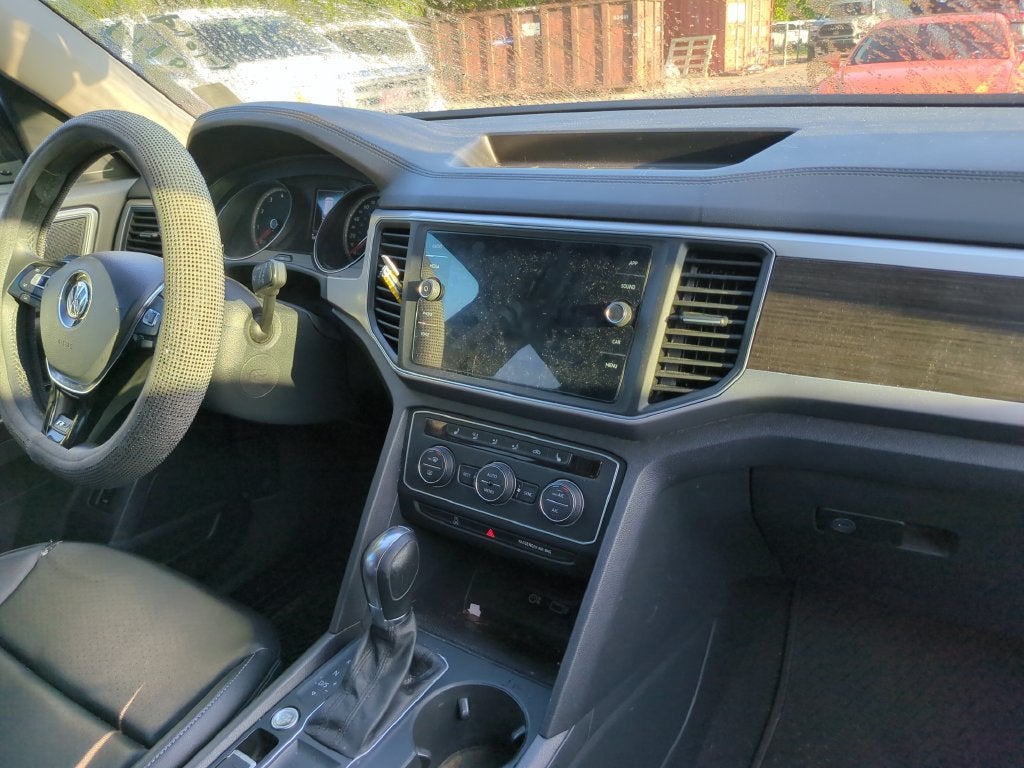 2019 Volkswagen Atlas 3.6L V6 SE R-Line