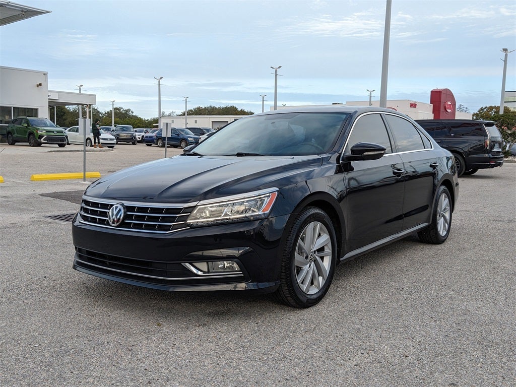 2018 Volkswagen Passat 2.0T SE w/Technology w/Technology