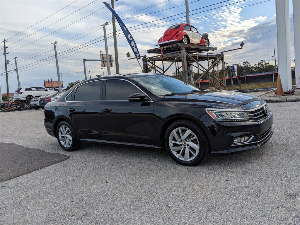 2018 Volkswagen Passat 2.0T SE w/Technology w/Technology