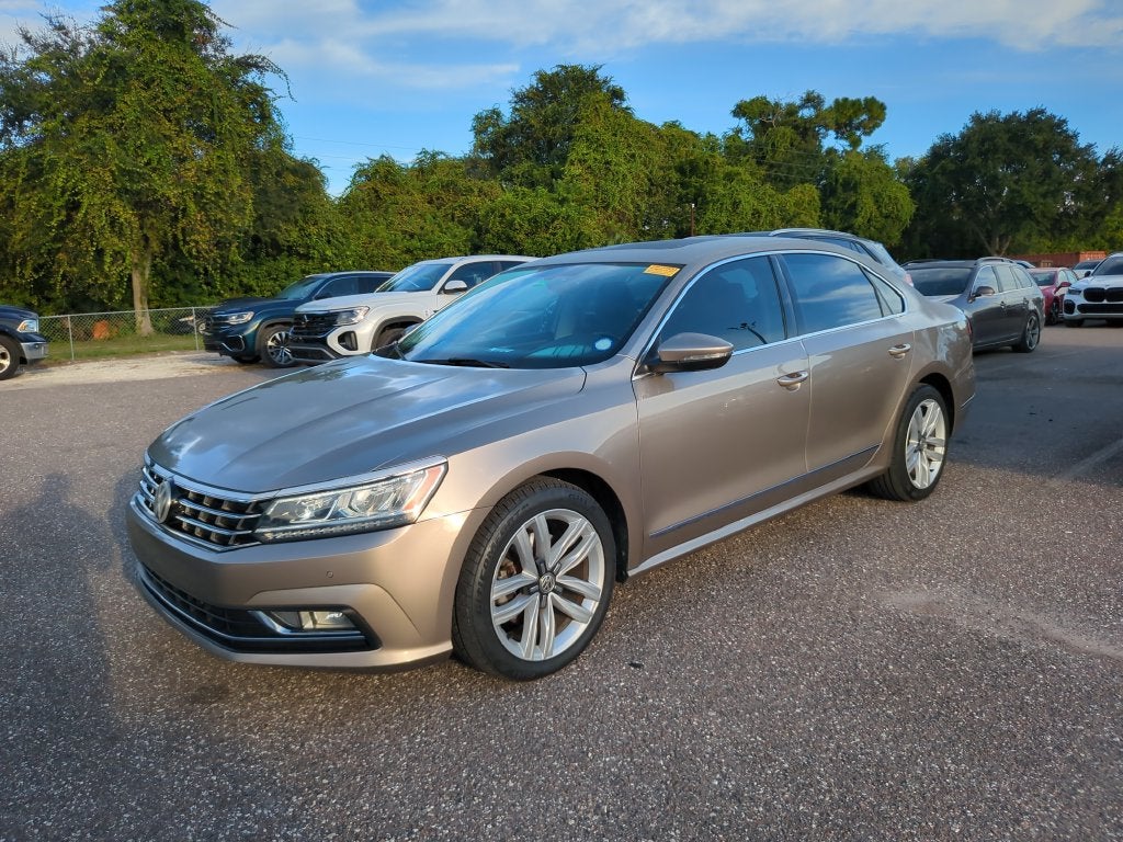 2017 Volkswagen Passat 1.8T SE w/Technology