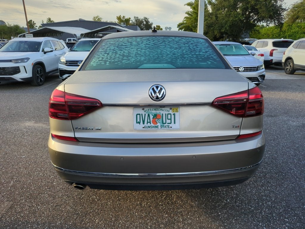 2017 Volkswagen Passat 1.8T SE w/Technology