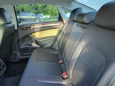 2017 Volkswagen Passat 1.8T SE w/Technology