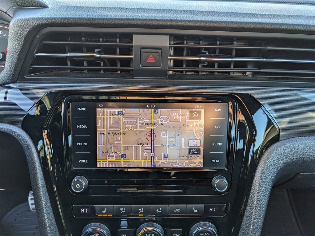 2021 Volkswagen Passat 2.0T R-Line