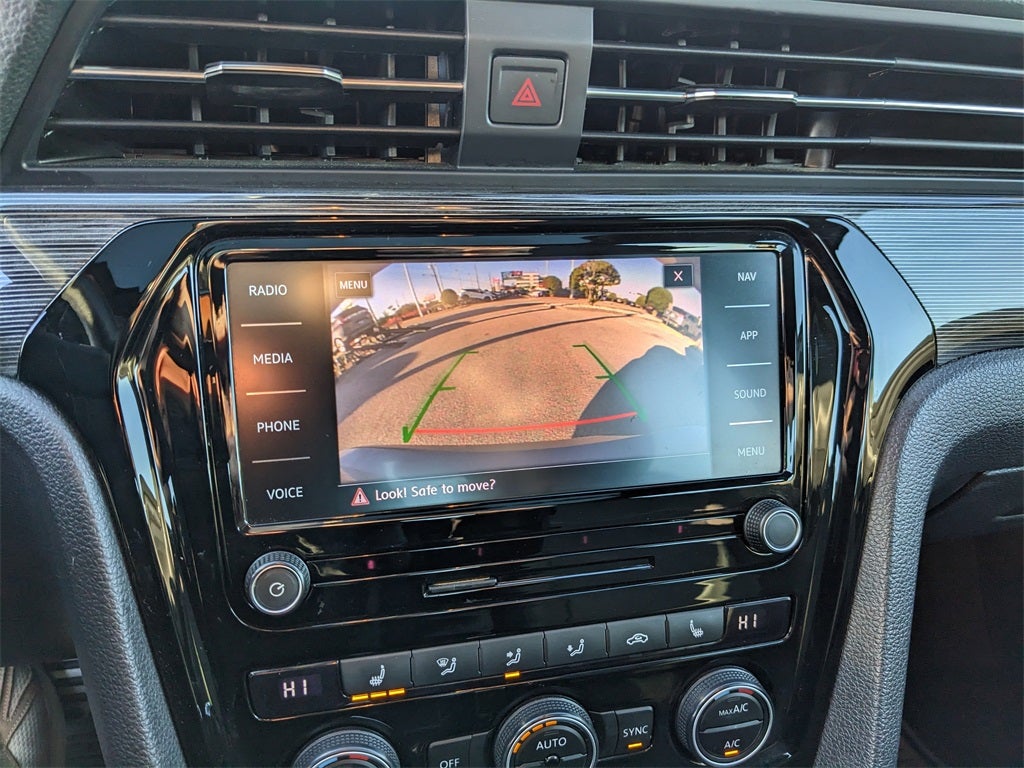 2021 Volkswagen Passat 2.0T R-Line