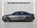 2021 Volkswagen Passat 2.0T R-Line
