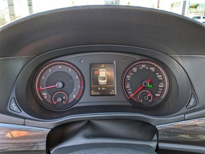 2021 Volkswagen Passat 2.0T R-Line