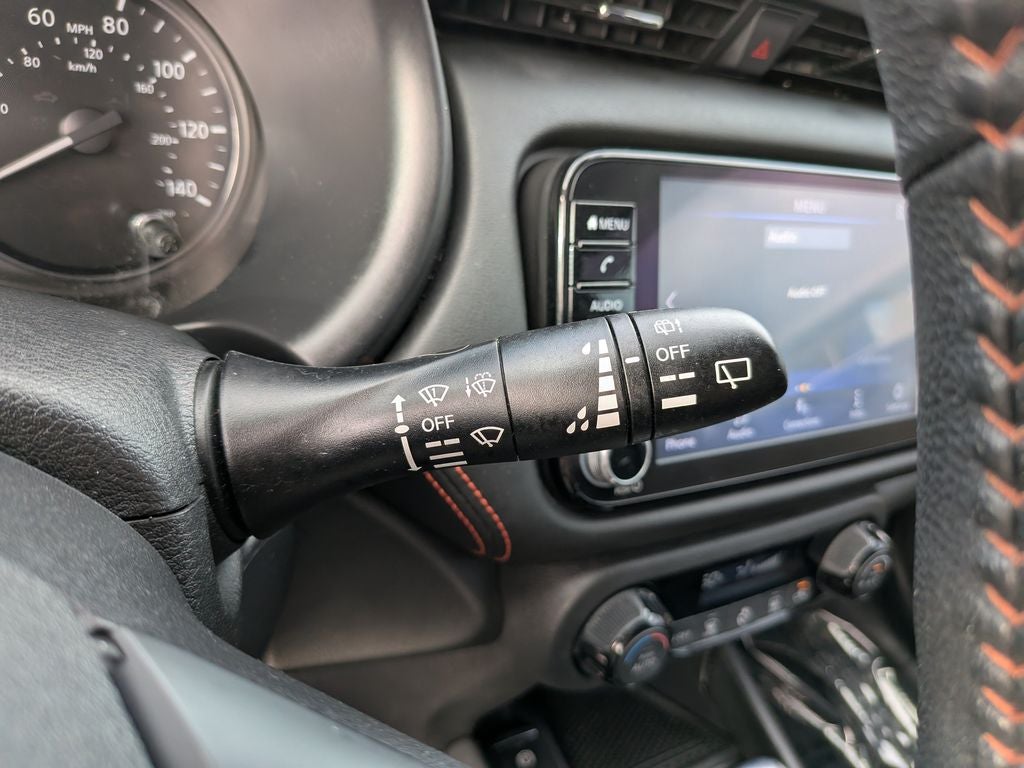 2021 Nissan Kicks SR