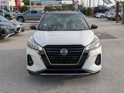 2021 Nissan Kicks SR