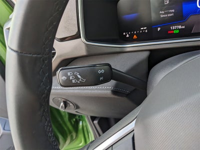 2025 Volkswagen Taos 1.5T SE Black