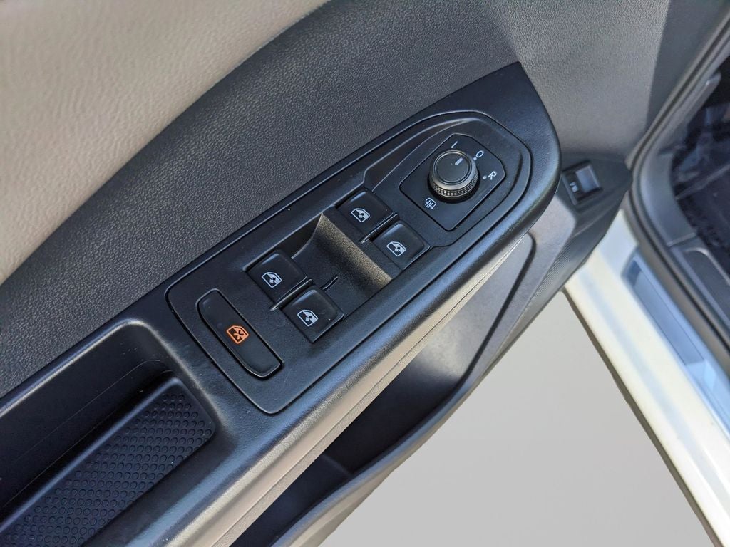 2023 Volkswagen Taos 1.5T SEL