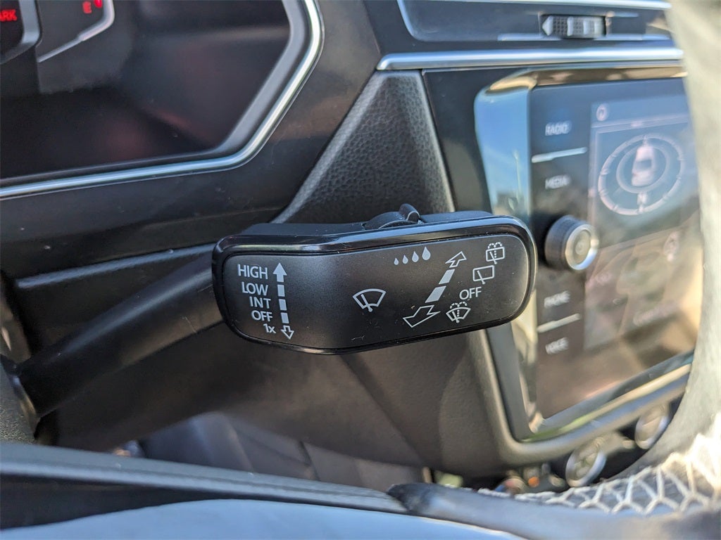 2019 Volkswagen Tiguan 2.0T SEL R-Line