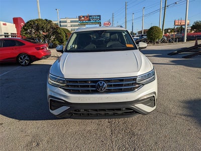 2023 Volkswagen Tiguan 2.0T SE