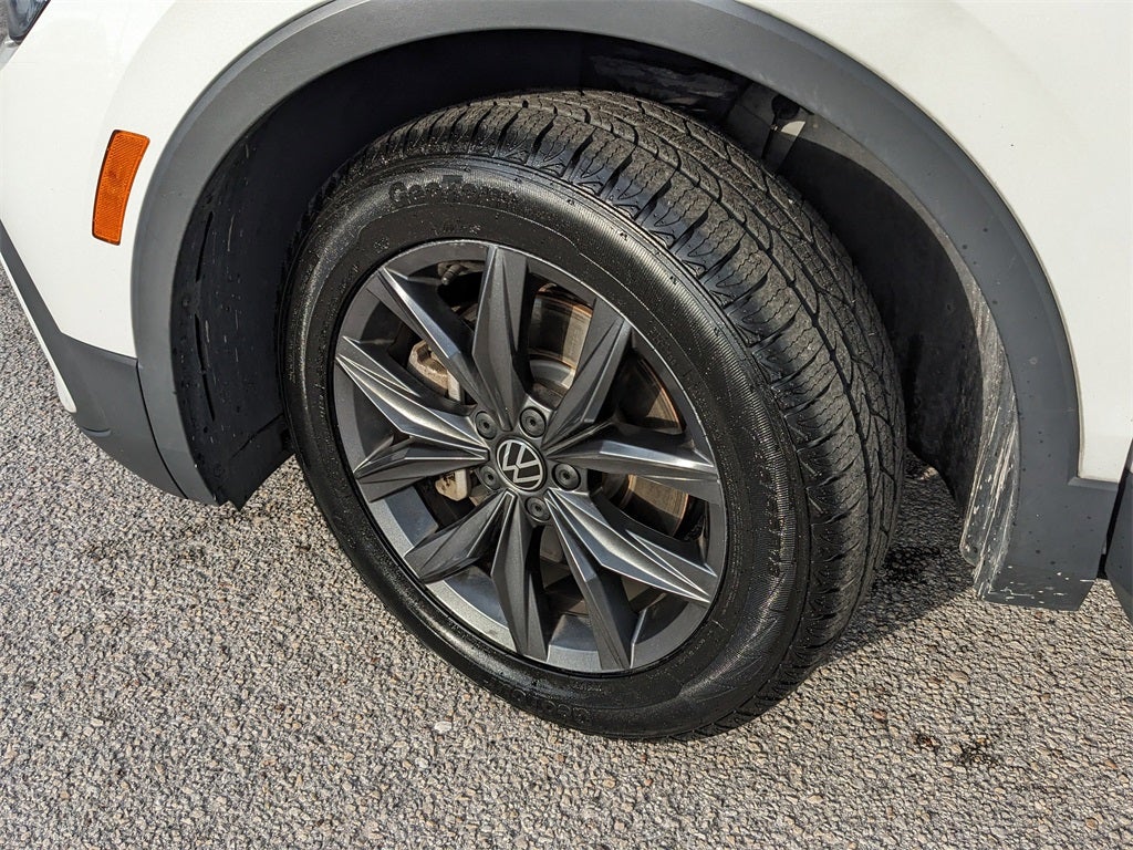 2023 Volkswagen Tiguan 2.0T SE
