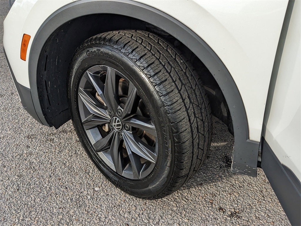 2023 Volkswagen Tiguan 2.0T SE