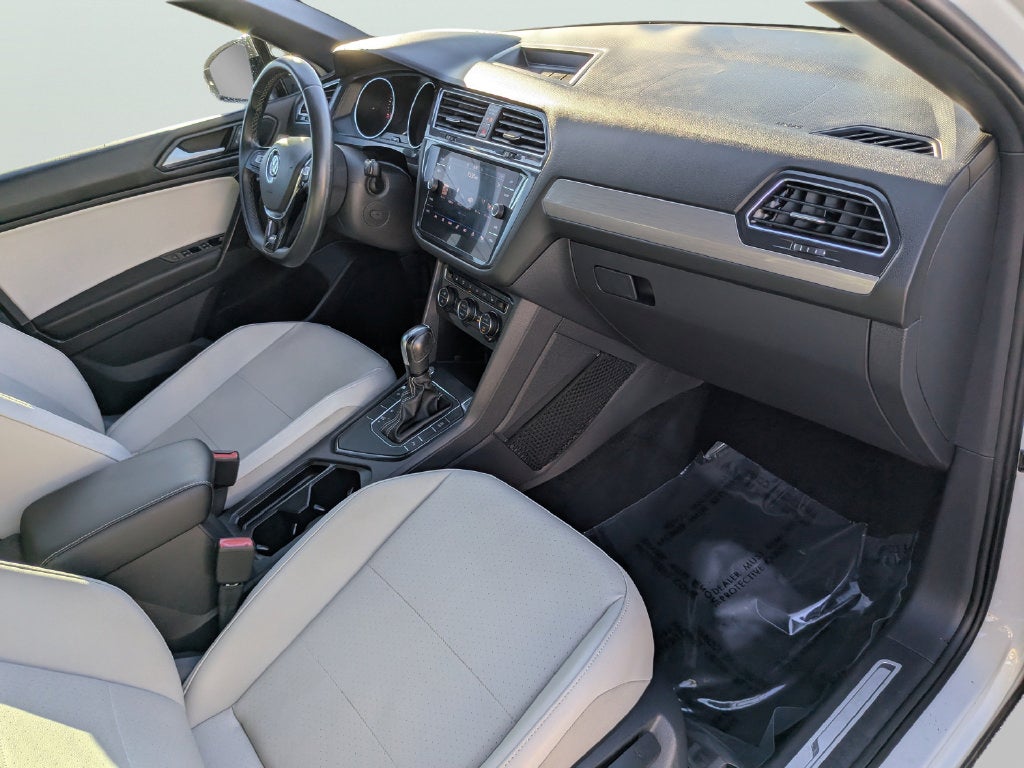 2021 Volkswagen Tiguan 2.0T SE R-Line Black