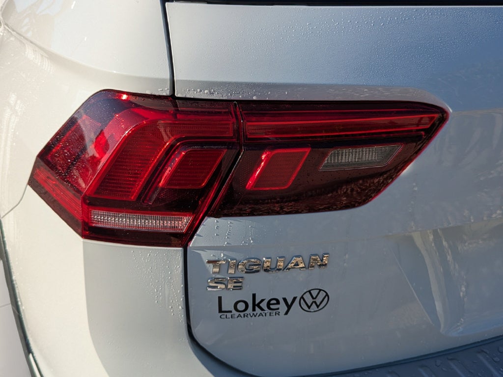 2021 Volkswagen Tiguan 2.0T SE R-Line Black