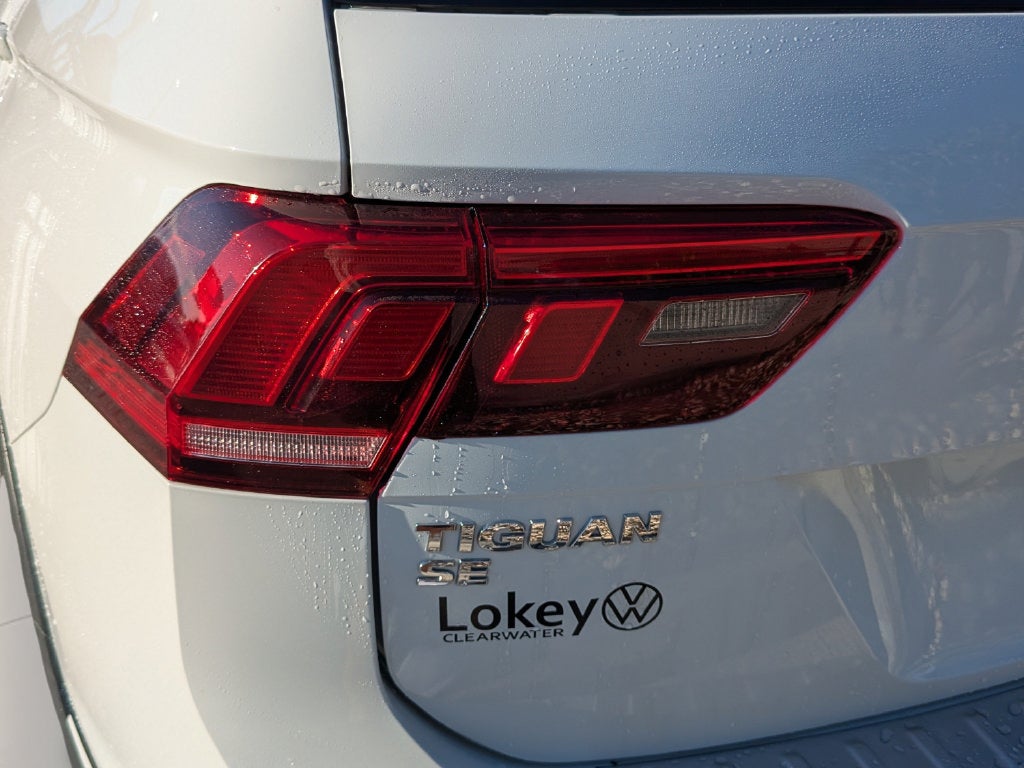 2021 Volkswagen Tiguan 2.0T SE R-Line Black