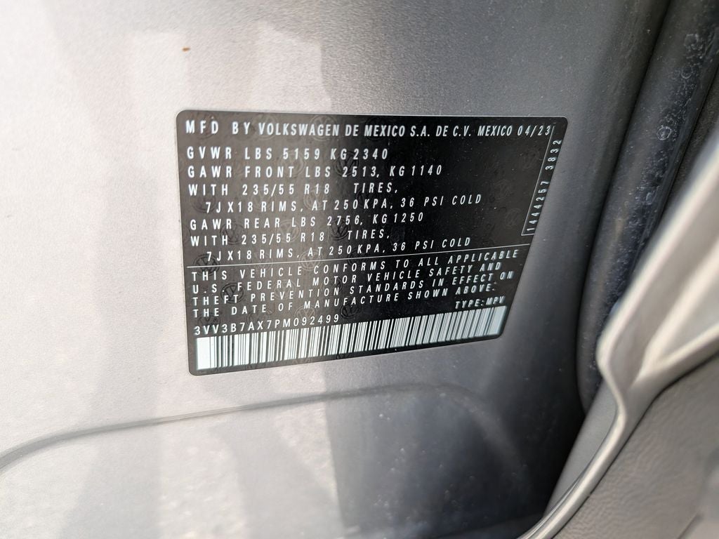 2023 Volkswagen Tiguan 2.0T SE