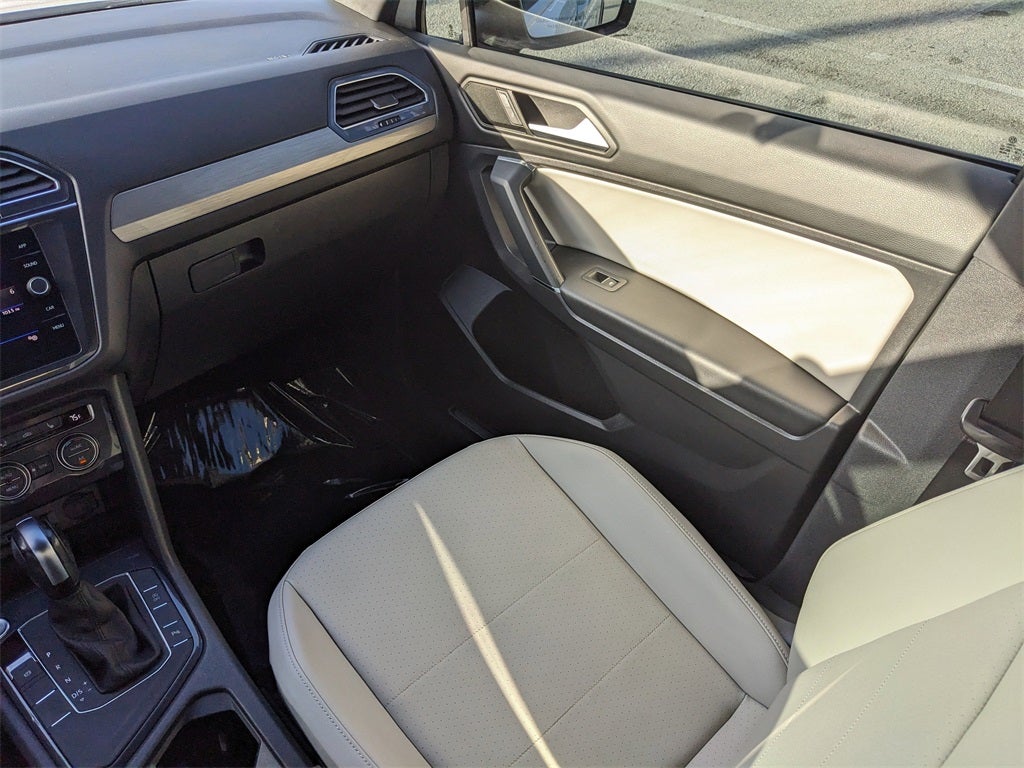 2020 Volkswagen Tiguan 2.0T SE R-Line Black