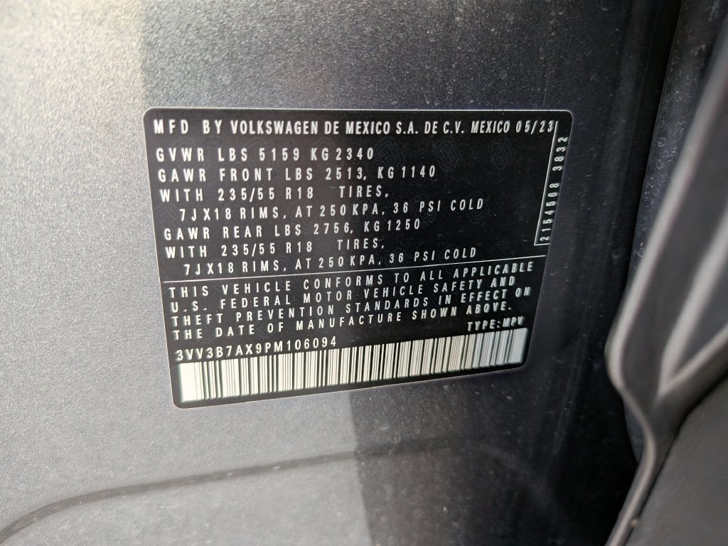 2023 Volkswagen Tiguan 2.0T SE