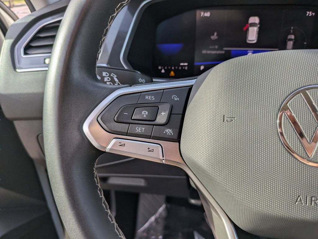 2023 Volkswagen Tiguan 2.0T SE
