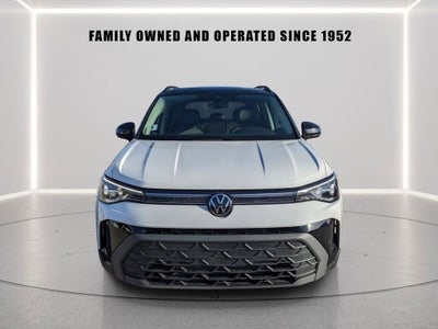 2025 Volkswagen Taos 1.5T SE Black