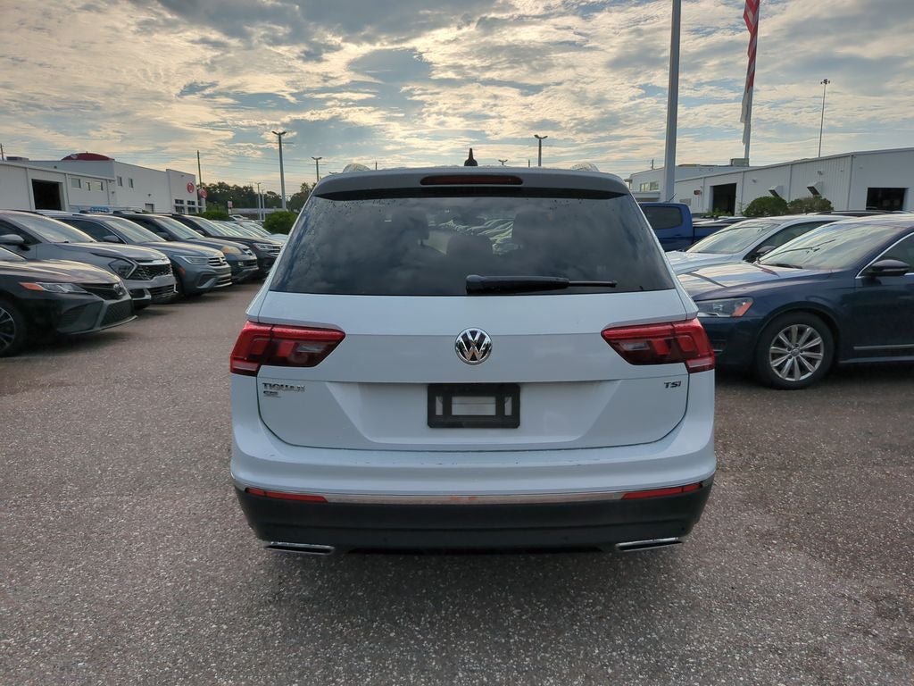 2018 Volkswagen Tiguan 2.0T SEL Premium