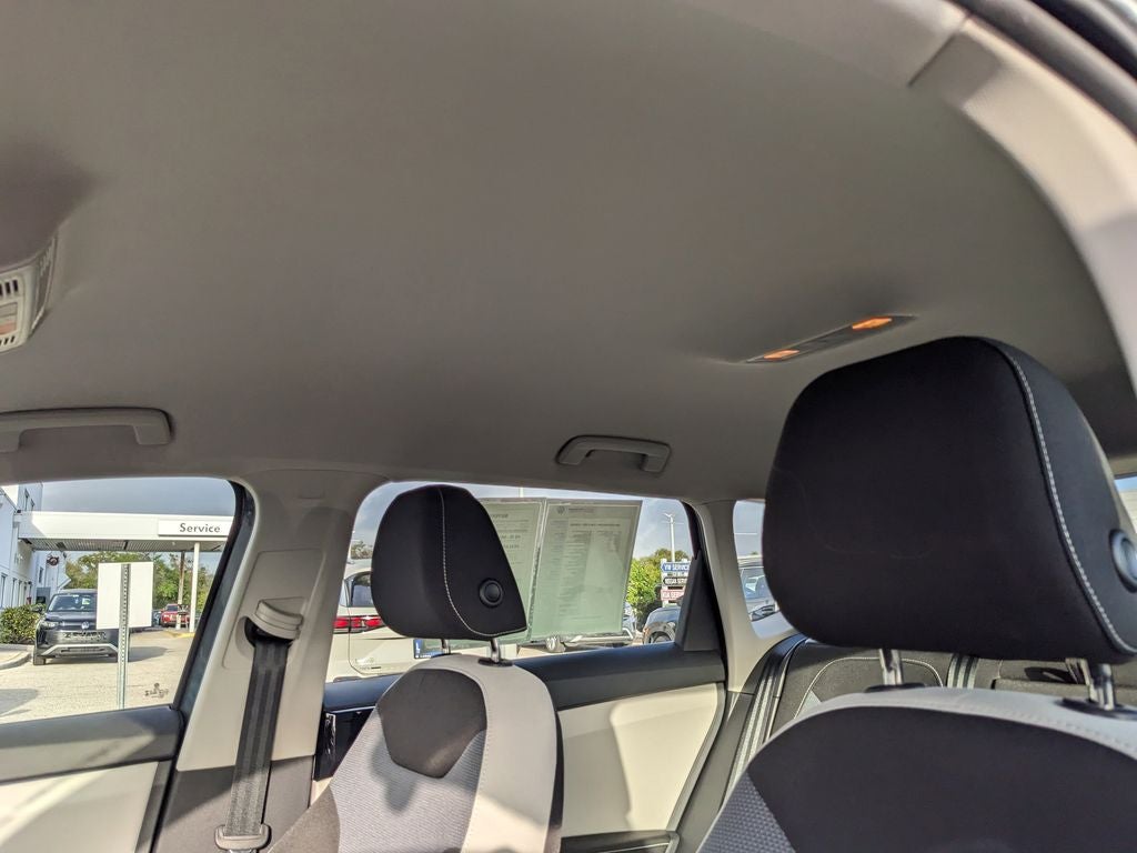 2025 Volkswagen Taos 1.5T S