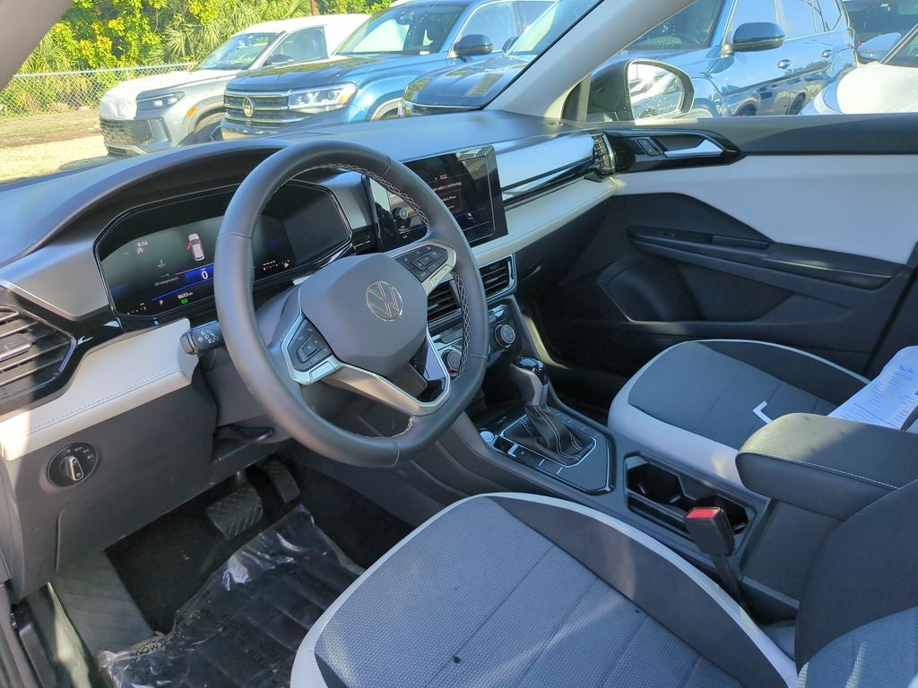 2025 Volkswagen Taos 1.5T S