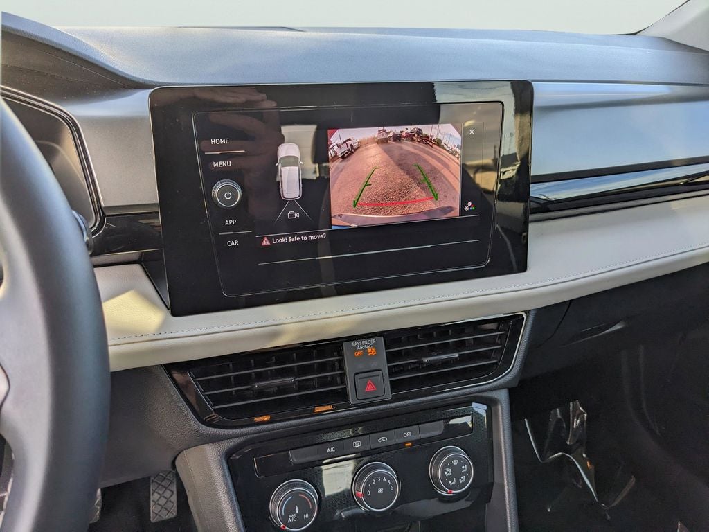 2025 Volkswagen Taos 1.5T S