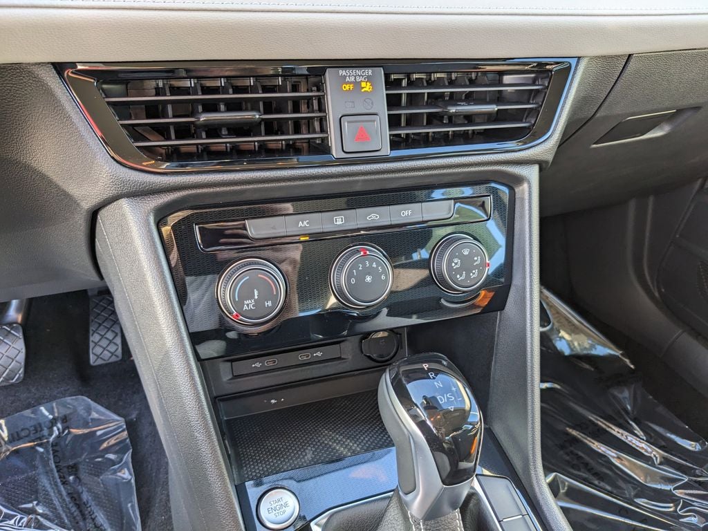 2025 Volkswagen Taos 1.5T S