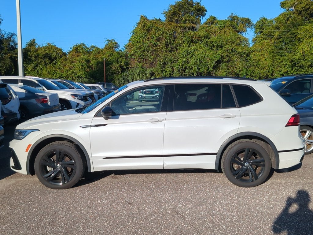 2024 Volkswagen Tiguan 2.0T SE R-Line Black