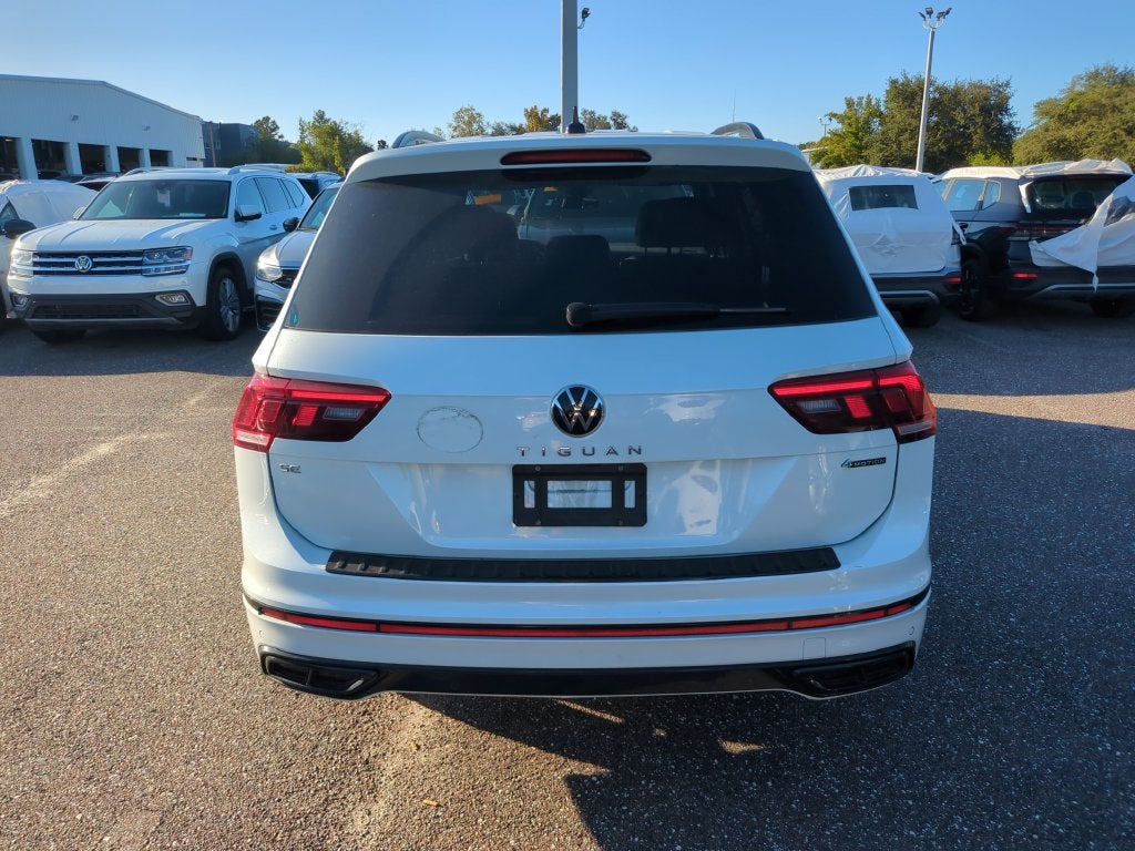 2024 Volkswagen Tiguan 2.0T SE R-Line Black