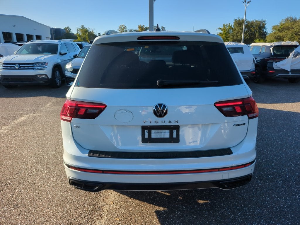 2024 Volkswagen Tiguan 2.0T SE R-Line Black