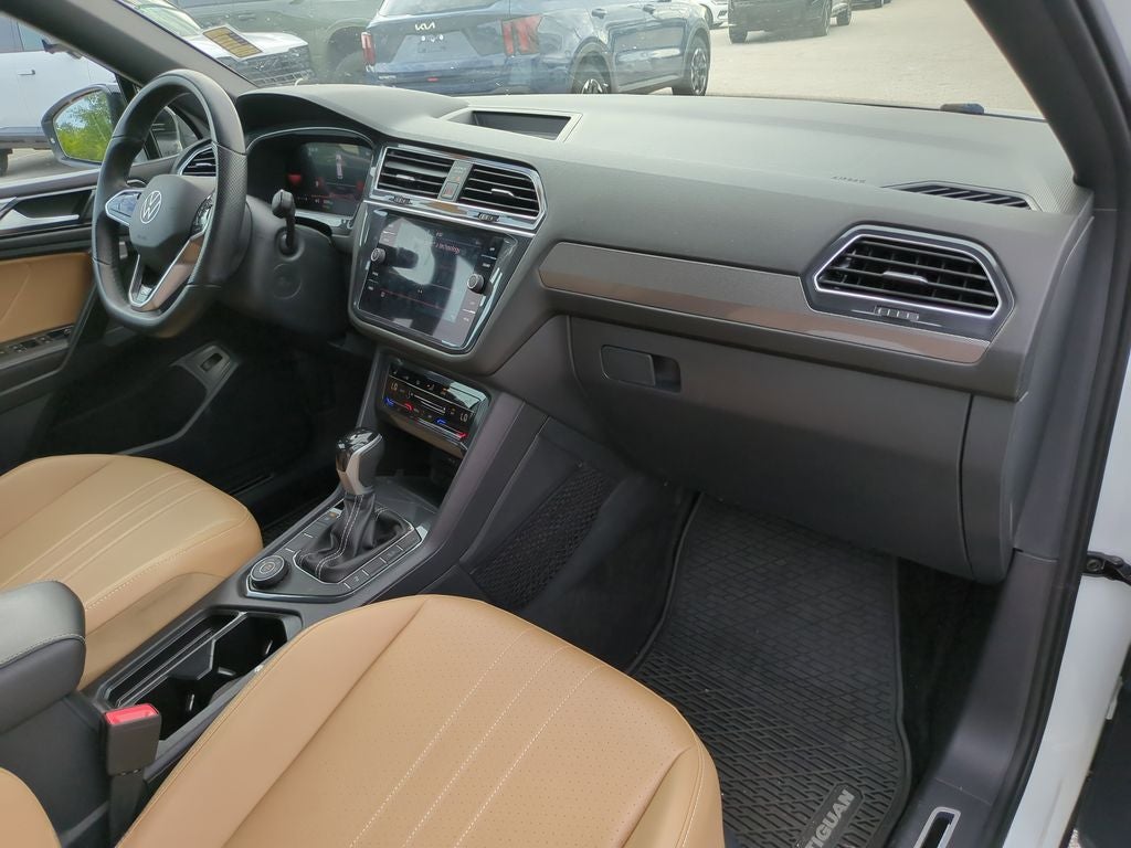 2024 Volkswagen Tiguan 2.0T SE R-Line Black