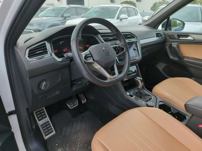 2024 Volkswagen Tiguan 2.0T SE R-Line Black