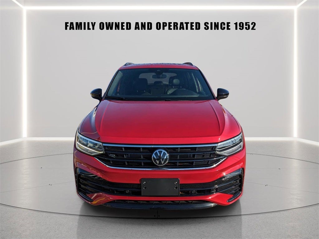 2024 Volkswagen Tiguan 2.0T SE R-Line Black