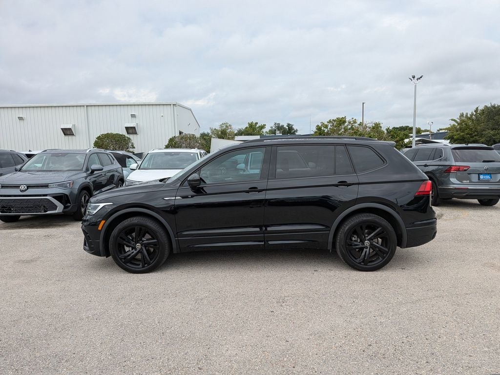 2023 Volkswagen Tiguan 2.0T SE R-Line Black